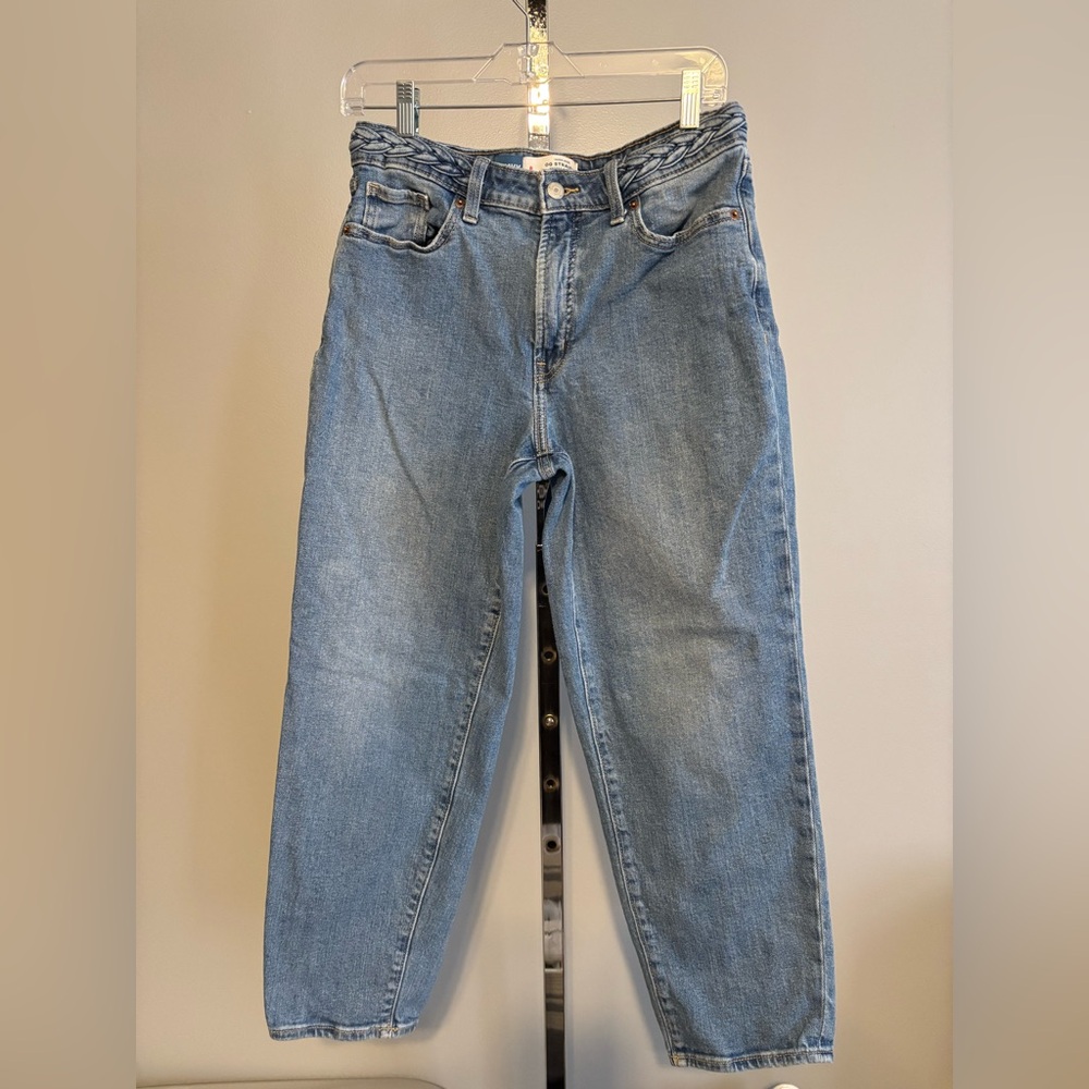 Old Navy‎ Size 8 High-Rise Og Loose Secret Smooth Pocket Light Wash **see pics